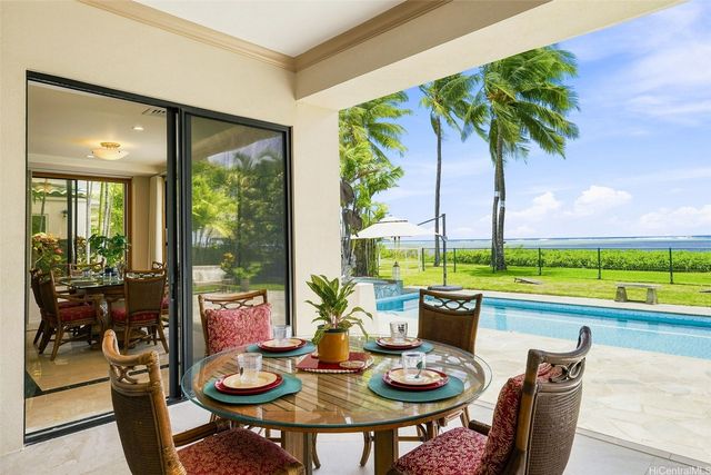 5599 Kalanianaole Highway, Honolulu, HI 96821