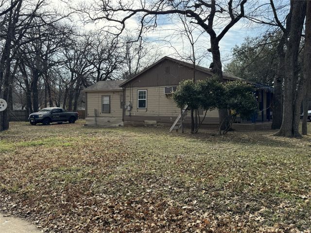5500 Napier Drive, Arlington, TX 76016