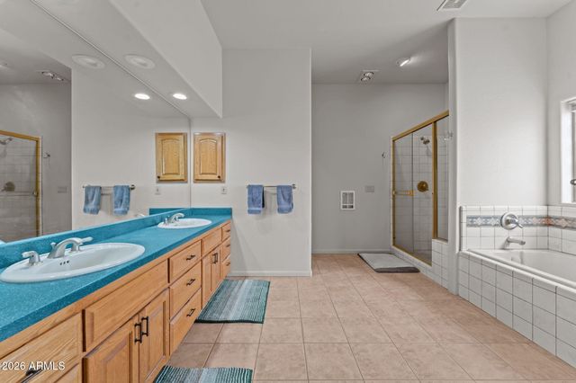 35950 S GOLD ROCK Circle, Wickenburg, AZ 85390