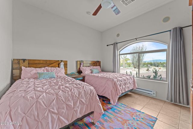 35950 S GOLD ROCK Circle, Wickenburg, AZ 85390