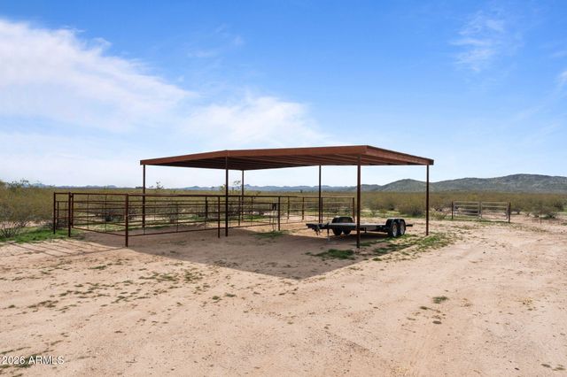 35950 S GOLD ROCK Circle, Wickenburg, AZ 85390