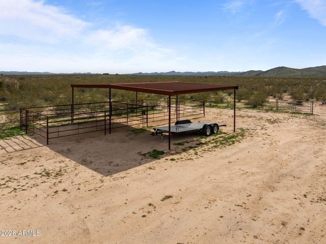 35950 S GOLD ROCK Circle, Wickenburg, AZ 85390