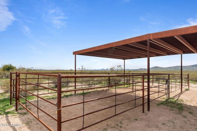 35950 S GOLD ROCK Circle, Wickenburg, AZ 85390