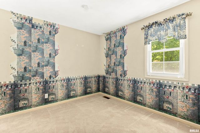 638 SIMON Drive, East Peoria, IL 61611