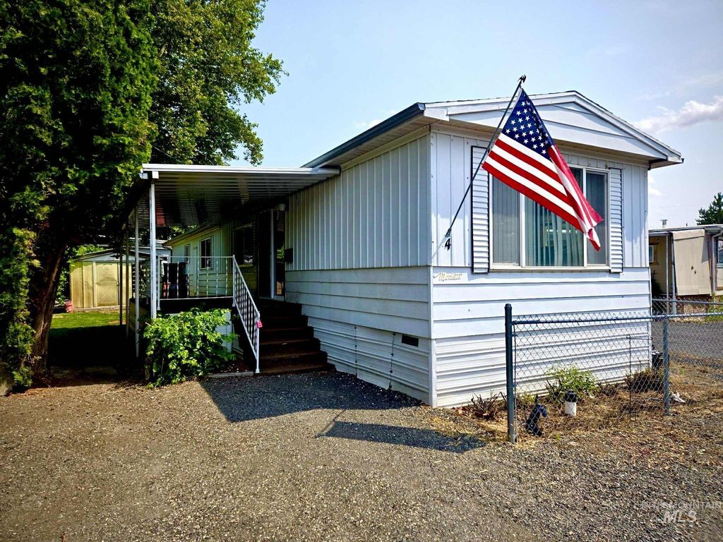 3526 11th St 4, Lewiston, ID 83501