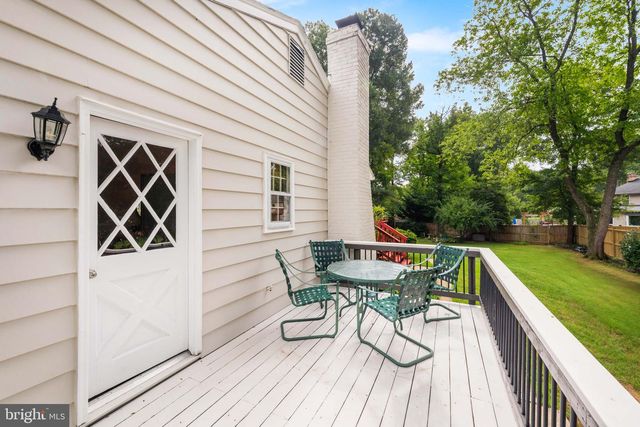 8715 FALKSTONE LN, Alexandria, VA 22309