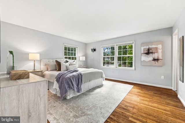 8715 FALKSTONE LN, Alexandria, VA 22309