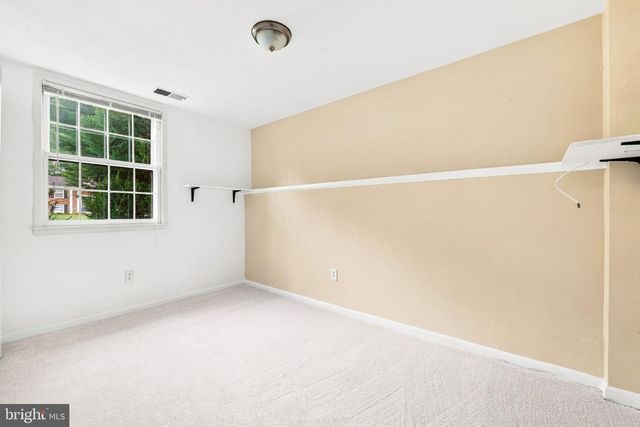 8715 FALKSTONE LN, Alexandria, VA 22309