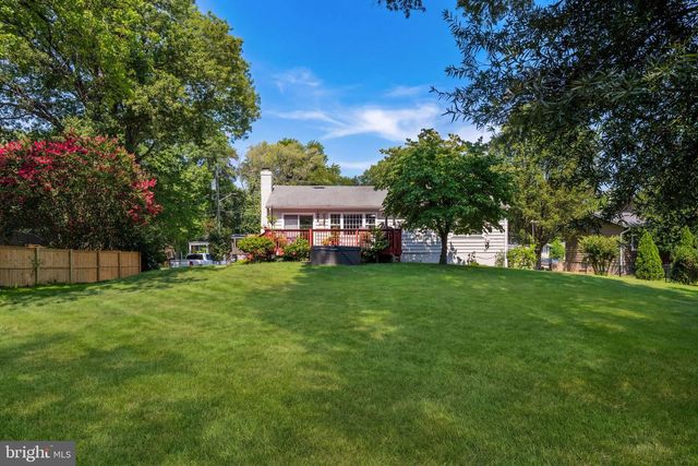 8715 FALKSTONE LN, Alexandria, VA 22309