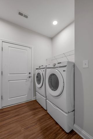 216 Sugartree Lane, Versailles, KY 40383