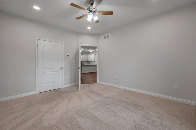 216 Sugartree Lane, Versailles, KY 40383