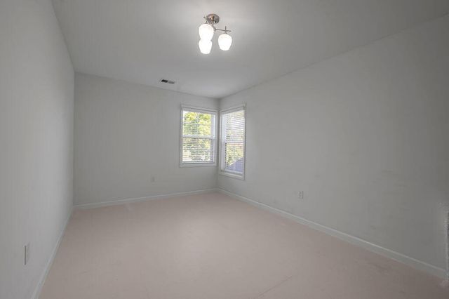 216 Sugartree Lane, Versailles, KY 40383