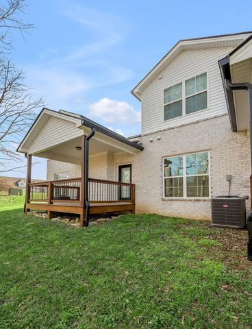 216 Sugartree Lane, Versailles, KY 40383