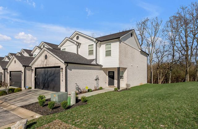 216 Sugartree Lane, Versailles, KY 40383