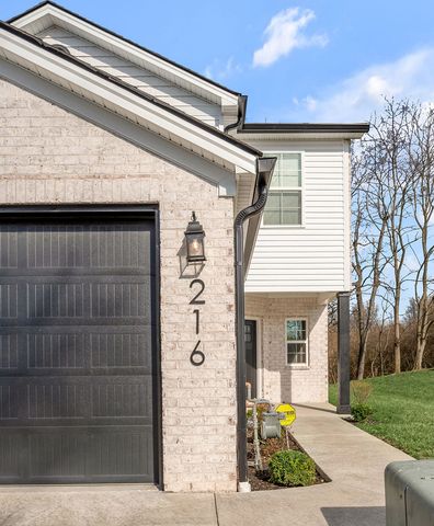 216 Sugartree Lane, Versailles, KY 40383