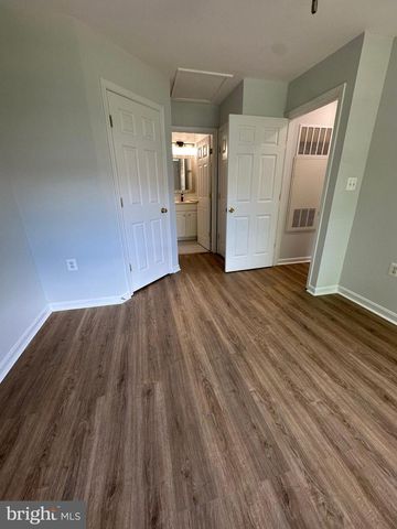 43577 PATCHING POND SQ, Ashburn, VA 20147