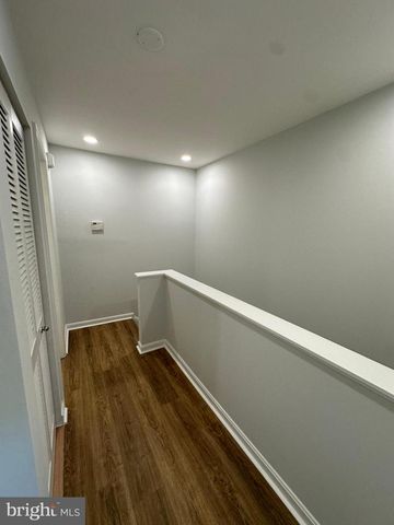 43577 PATCHING POND SQ, Ashburn, VA 20147