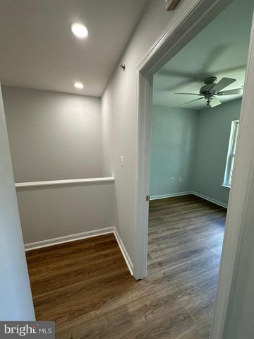 43577 PATCHING POND SQ, Ashburn, VA 20147