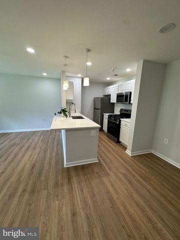 43577 PATCHING POND SQ, Ashburn, VA 20147
