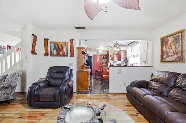 3027 QUEENSGATE ROAD, Orlando, FL 32818