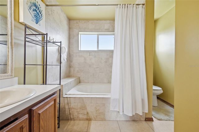 3027 QUEENSGATE ROAD, Orlando, FL 32818