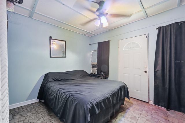 3027 QUEENSGATE ROAD, Orlando, FL 32818