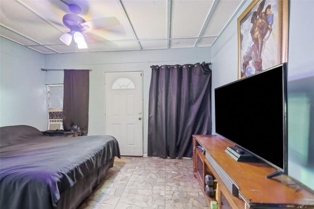 3027 QUEENSGATE ROAD, Orlando, FL 32818
