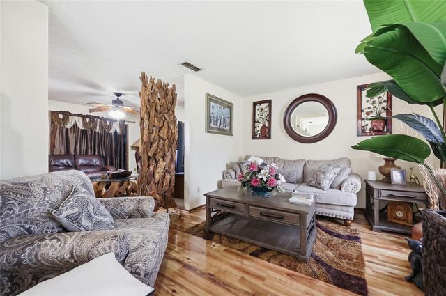 3027 QUEENSGATE ROAD, Orlando, FL 32818