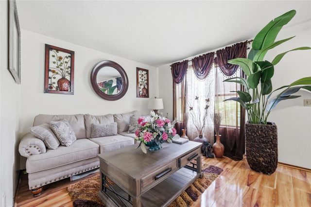 3027 QUEENSGATE ROAD, Orlando, FL 32818