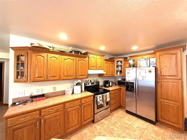 10745 Ridgely Road, Potosi, MO 63664