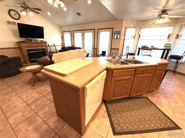 10745 Ridgely Road, Potosi, MO 63664