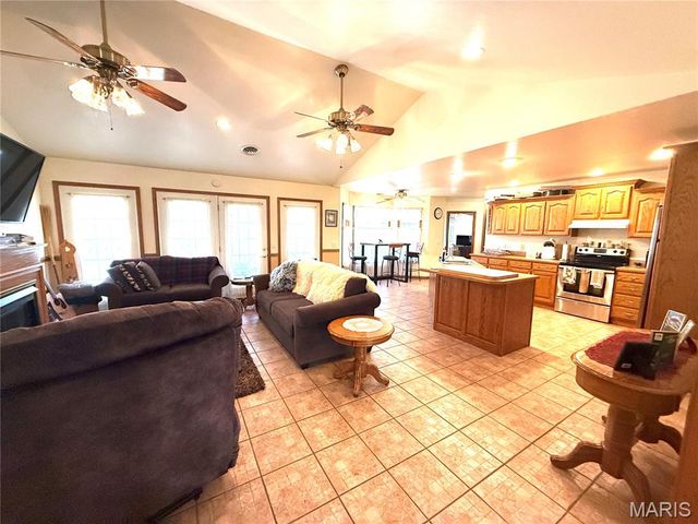 10745 Ridgely Road, Potosi, MO 63664