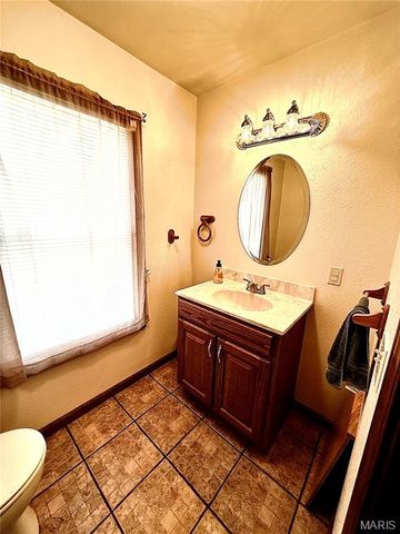 10745 Ridgely Road, Potosi, MO 63664