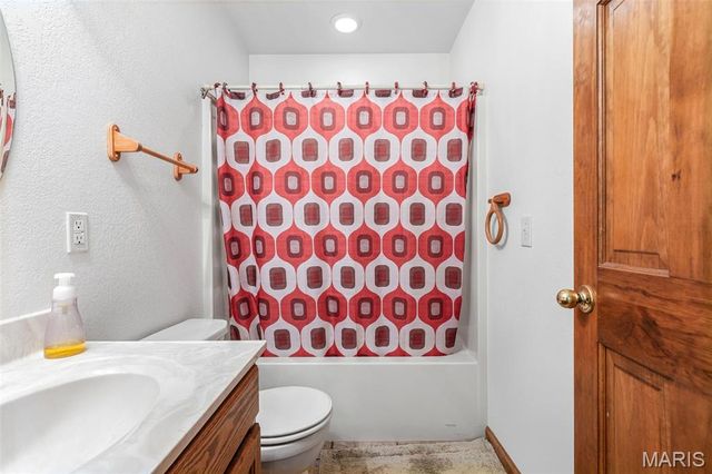 10745 Ridgely Road, Potosi, MO 63664