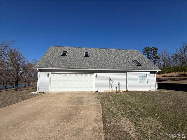 10745 Ridgely Road, Potosi, MO 63664