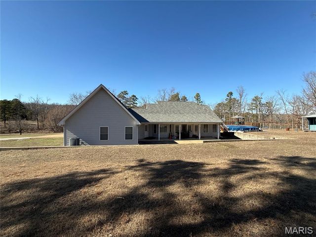 10745 Ridgely Road, Potosi, MO 63664