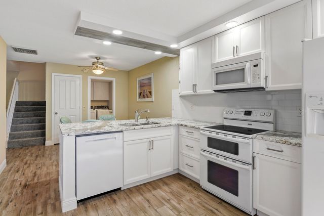 2305 SW Essex Court, Palm City, FL 34990