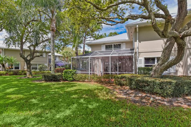 2305 SW Essex Court, Palm City, FL 34990