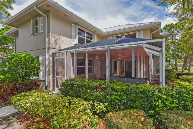 2305 SW Essex Court, Palm City, FL 34990