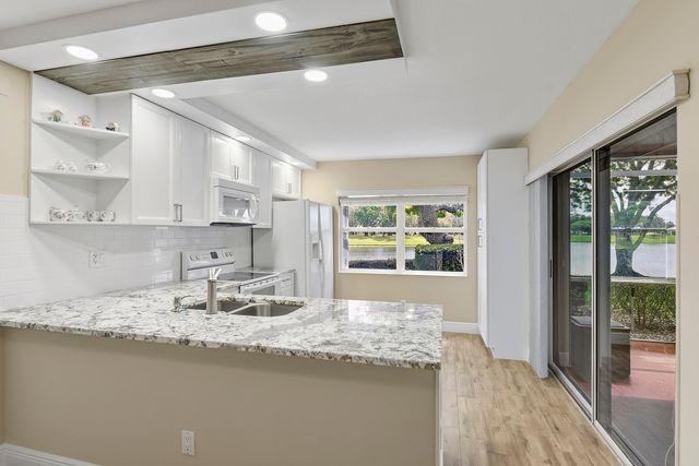 2305 SW Essex Court, Palm City, FL 34990