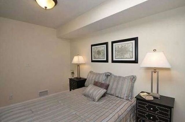 495-497 Beacon St 10, Boston, MA 02115