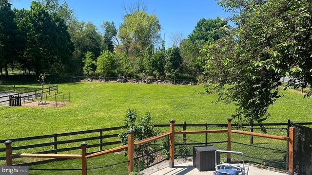 1154 CIDER PRESS ROAD, Chambersburg, PA 17202