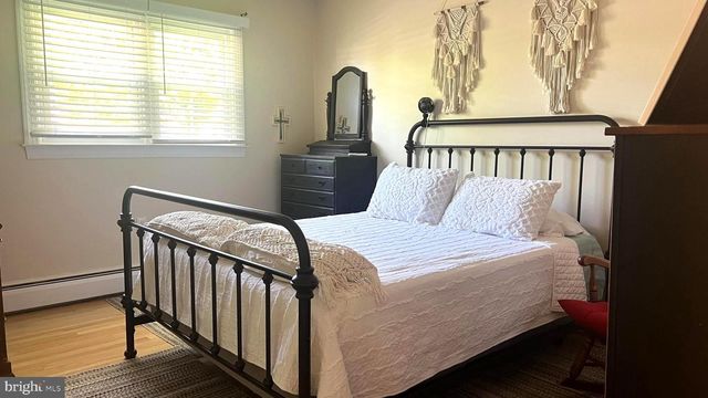 1154 CIDER PRESS ROAD, Chambersburg, PA 17202