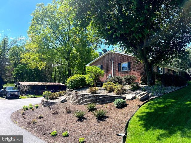 1154 CIDER PRESS ROAD, Chambersburg, PA 17202