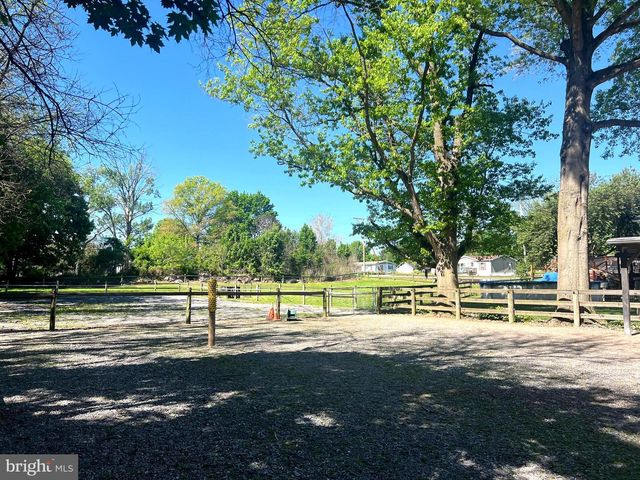 1154 CIDER PRESS ROAD, Chambersburg, PA 17202