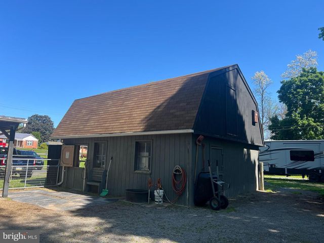 1154 CIDER PRESS ROAD, Chambersburg, PA 17202