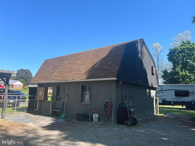 1154 CIDER PRESS ROAD, Chambersburg, PA 17202
