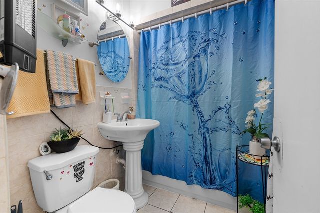 8 Elder St, Boston, MA 02125