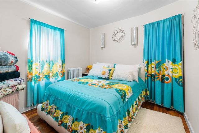 8 Elder St, Boston, MA 02125