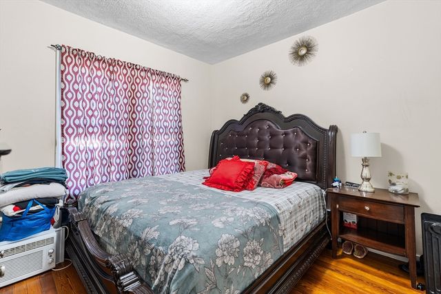 8 Elder St, Boston, MA 02125